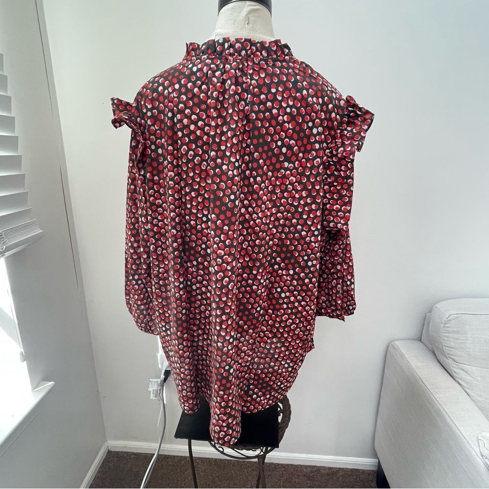 G by Giuliana Feminine Chic Ruffle Shoulder Blouse Red Pink Polka Dot Top 2X - Picture 3 of 11
